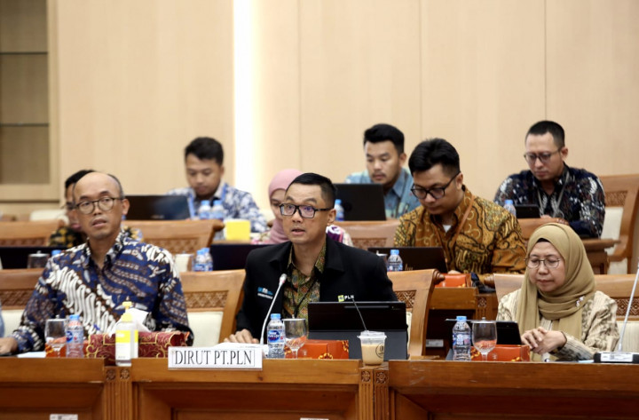Upaya PLN Atasi <i>Oversupply</i> Listrik Tuai Apresiasi DPR
