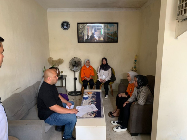 Polisi Geledah Rumah Si Kembar Rihana-Rihani, Ini Daftar Barang yang Disita