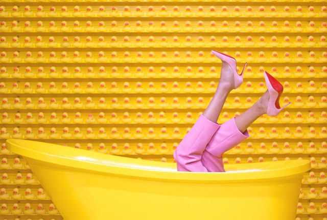 Varises akibat pemakaian high heels apakah berbahaya? Simak penjelasan dr. Febiansyah Kartadinata Rachim, Sp.B, Subsp.BVE (K). (Foto: Ilustrasi/Dok. Unsplash.com)