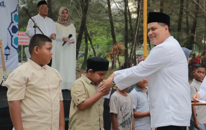 PT Mifa Bersaudara Buka Beasiswa Bakti Mifa untuk 143 Santri Aceh Barat