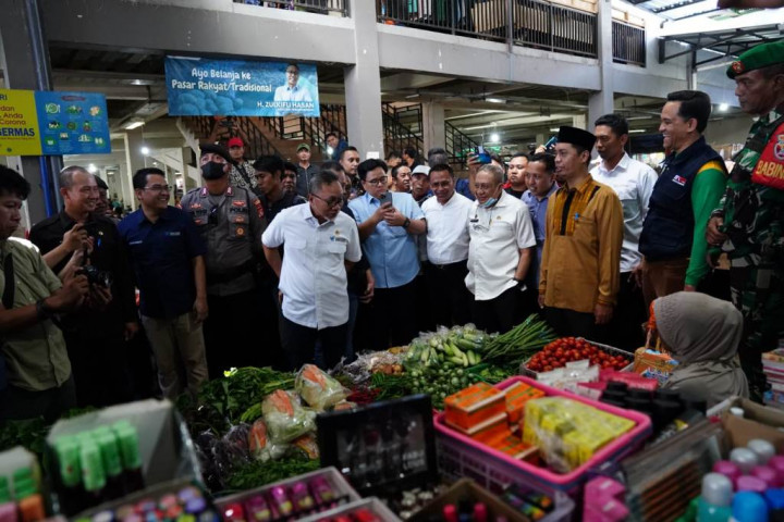 Pantau Harga Bapok di Sumbawa, Mendag: Stabil & Stok Cukup