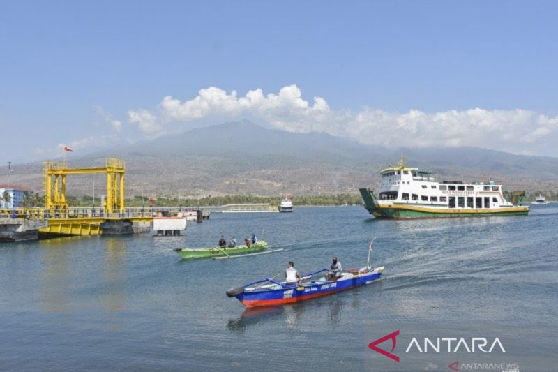 Pelabuhan Kayangan di Kabupaten Lombok Timur, Nusa Tenggara Barat (NTB). (ANTARA FOTO/Ahmad Subaidi).