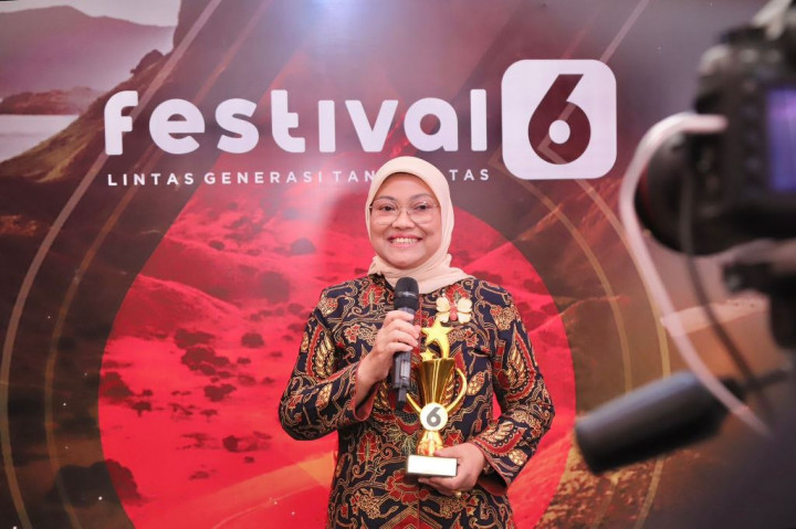 Menaker Raih Anugerah Perempuan Hebat Indonesia 2023, Kategori Pegiat Penghapusan Kekerasan di Tempat Kerja