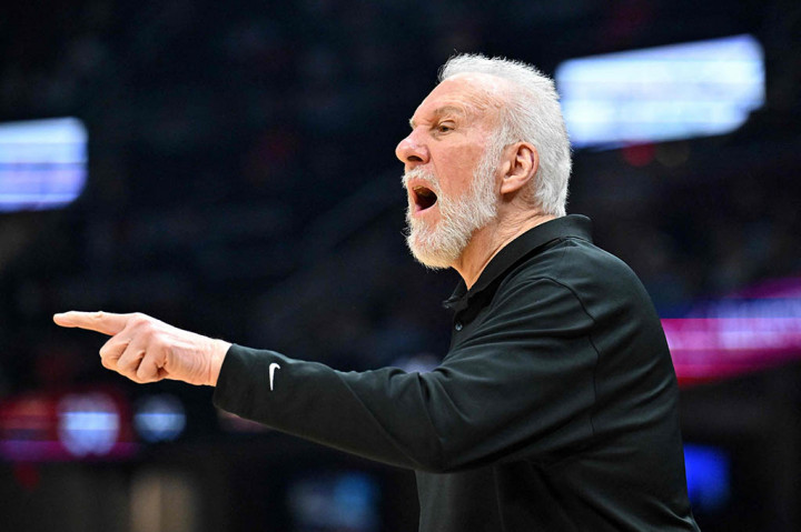 Pelatih Ikonik Popovich Tandatangani Kontrak Lima Tahun NBA dengan Spurs
