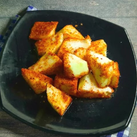 Yuk, coba resep rujak jambu kristal di bawah ini. (Foto: Dok. Endeus TV)