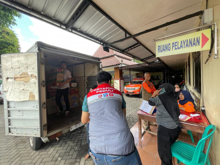 BPBD Sebar Bantuan ke 18 Pengungsian Korban Banjir Lahar di Lumajang