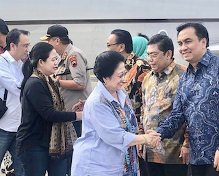PDIP Percaya Effendi Simbolon Patuhi Megawati, Puji Prabowo karena Mau Datang ke Acaranya