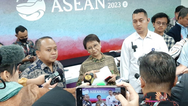 Tinjau Venue Pertemuan ASEAN, Menlu Retno Mampir ke Media Centre