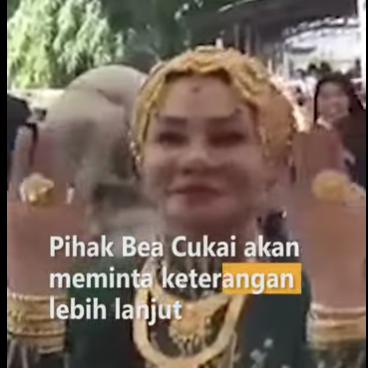 Emas yang Dipamerkan Jemaah Haji Sepulang dari Tanah Suci Ternyata Imitasi