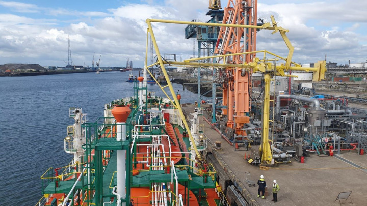 Lolos Standar, Kapal PIS Kibarkan Merah Putih di Eropa