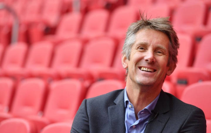 Edwin Van Der Sar Lewati Masa Kritis usai Pendarahan Otak