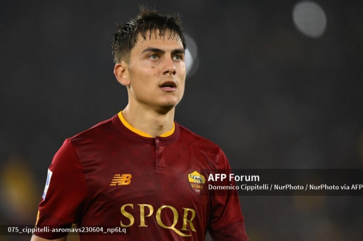 Dybala Mau Bertahan di Roma