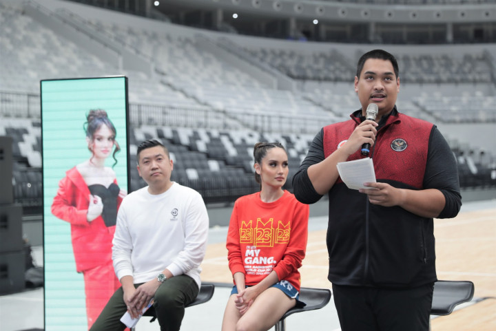 Menpora Perkenalkan Cinta Laura sebagai Local Ambassador FIBA Baru
