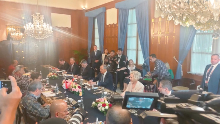 Trilateral Dialogue with Russia and China, Indonesia Emphasizes the Importance of Collaboration