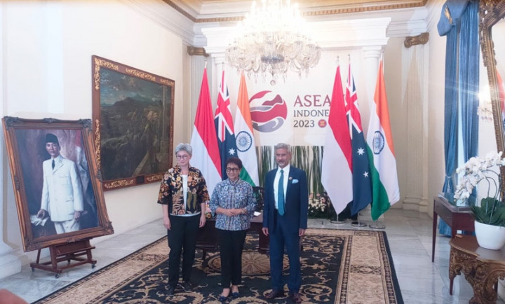 Together with India and Australia, Indonesia is a Positive Force in Maintaining Peace
