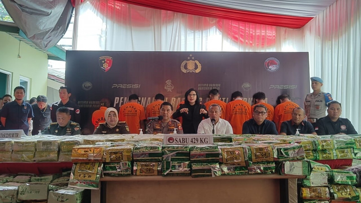 429 Kg Sabu dan 22 Ribu Butir Ekstasi Dimusnahkan
