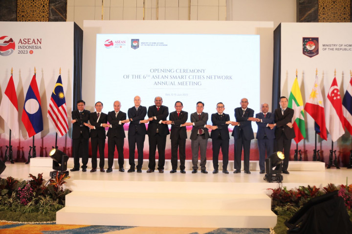 Cegah Urbanisasi, Pemerintah Dorong Desa Jadi Pusat Ekonomi Baru