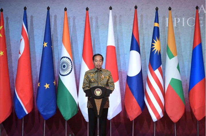 Jokowi: ASEAN Jangan Jadi Ajang Persaingan!