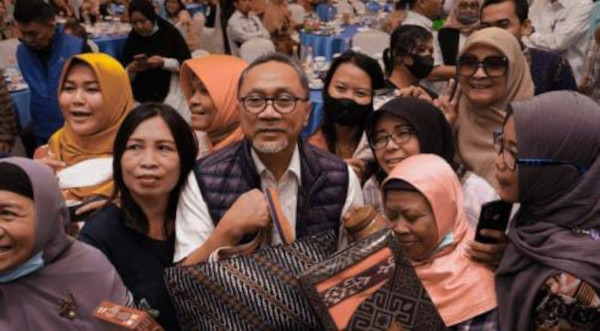 PAN Dorong Keterwakilan Perempuan 30% di Parlemen