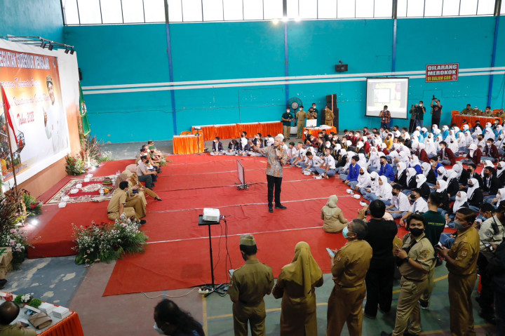 Pemprov Jateng Terima 284 Aduan Pungli Sekolah