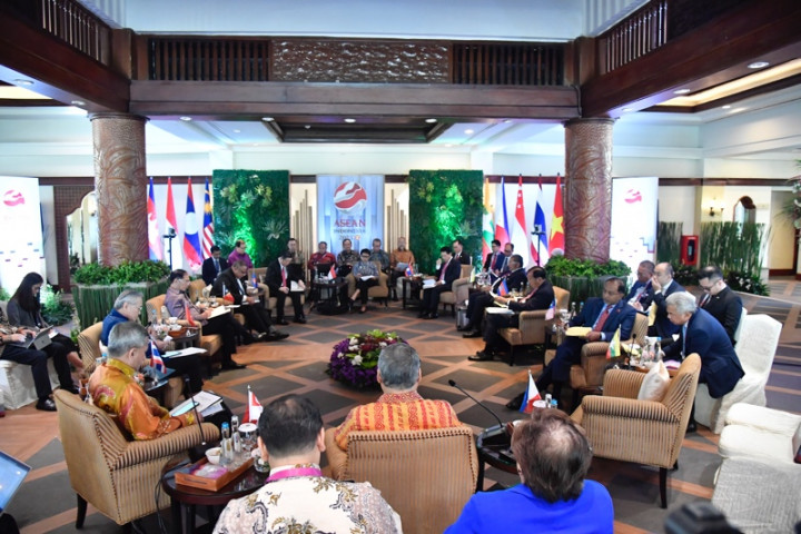 Thailand Tiba-tiba Sambangi Suu Kyi, Ini Tanggapan Komunike Menlu ASEAN