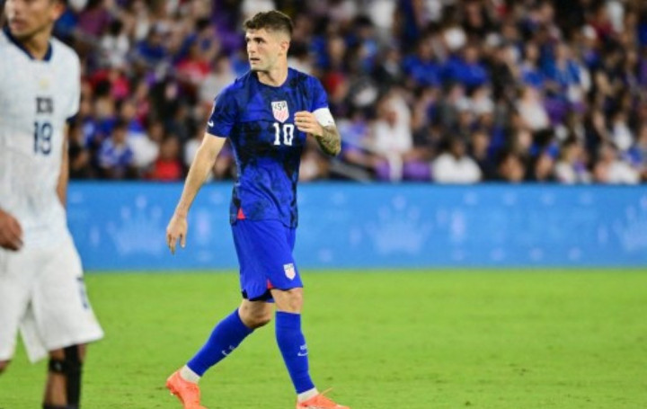 Gunakan Nomor Peninggalan Ibrahimovic, Pulisic: Saya Bukan Penggantinya