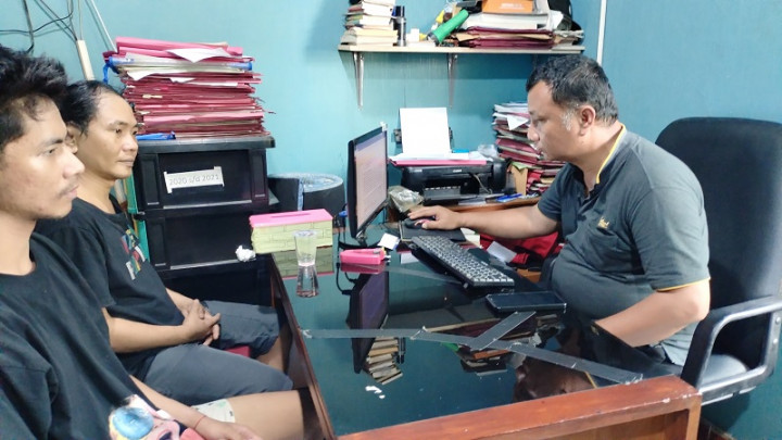 Dua Penipu Ditangkap Polsek Senen, Incar Sesama Pria