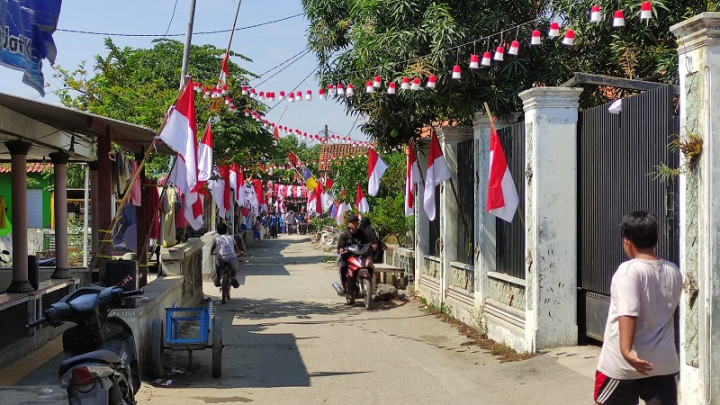 Mau Pasang Bendera Merah Putih saat 17 Agustus di Rumah? Ini Aturan dan Tempat yang Benar