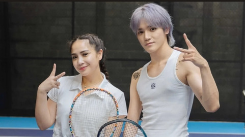 Bikin netizen Heboh, Taeyong NCT Main Tenis Bareng Nagita Slavina