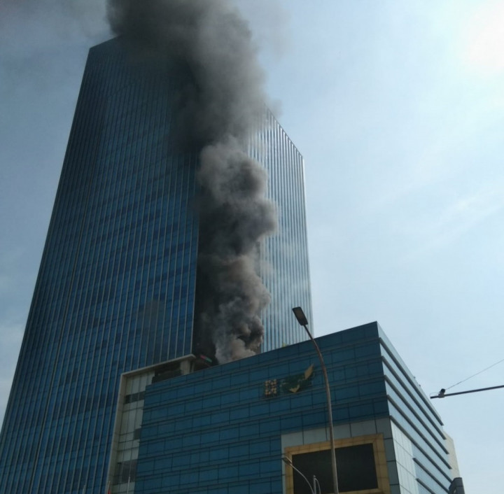 Damkar Dinilai Bekerja Cepat dan Efisien Tangani Kebakaran Gedung K-link