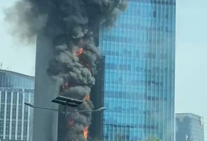 4 Fakta Kebakaran Gedung K Link Gatot Subroto