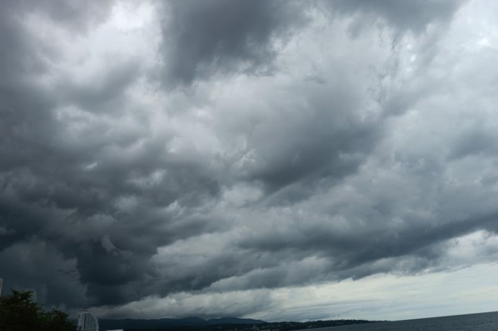 Sulawesi Utara Potensial Cuaca Ekstrem hingga 20 Juli Mendatang