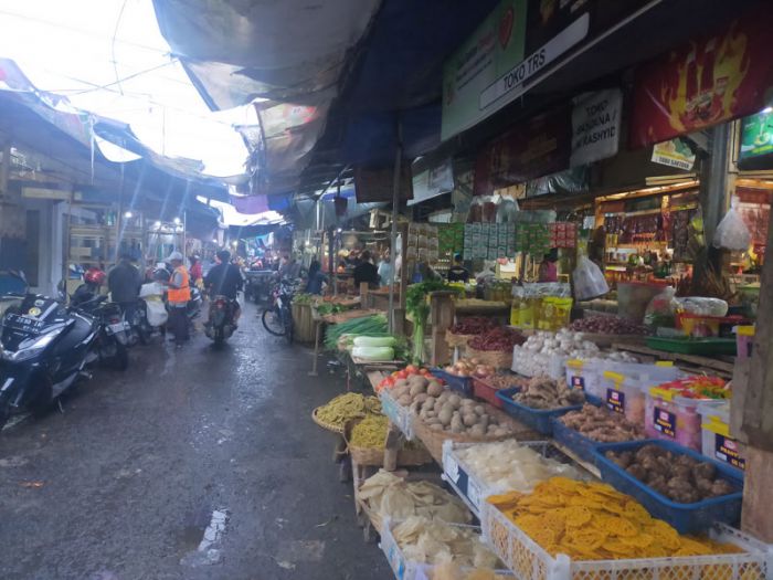 Harga Kebutuhan Pokok di Kalsel Terus Melambung