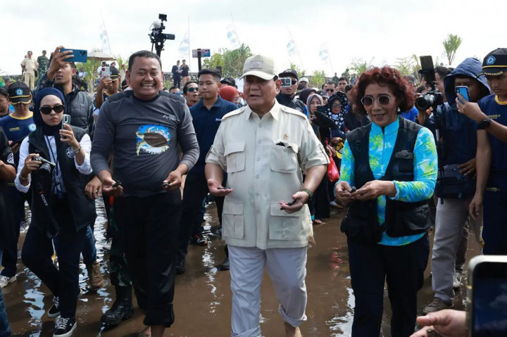 Kunjungi Pantai Pangandaran, Menhan Prabowo Tegaskan Laut Merupakan Masa Depan Bangsa