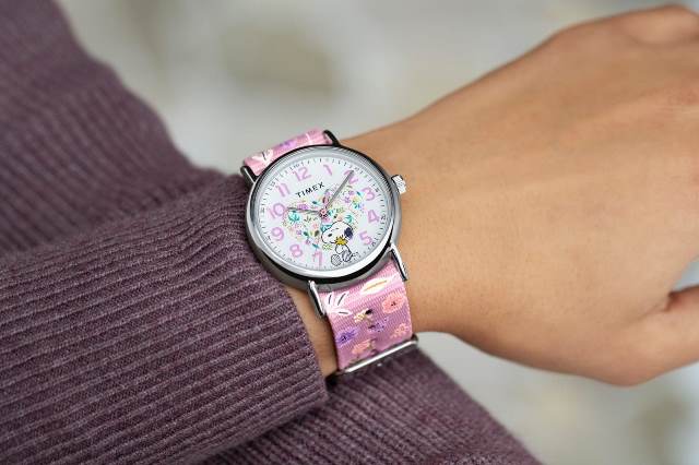 Lucu dan Keren! TIMEX Luncurkan Jam Tangan Edisi Peanuts dan UFC di Indonesia