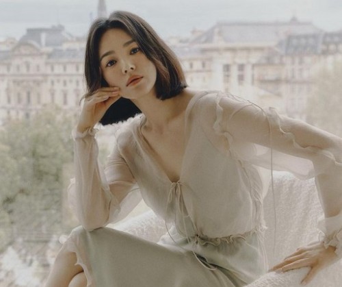 Ada Kecelakaan saat Rumah Baru Song Hye Kyo Dibangun, Agensi Minta Maaf