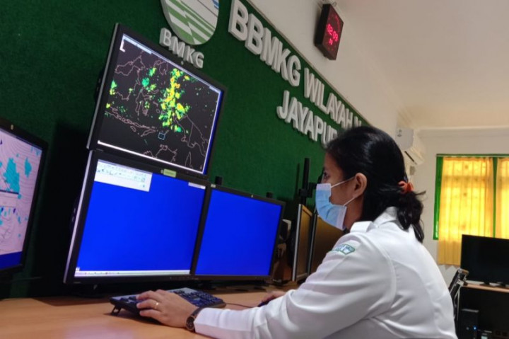BMKG: Kesadaran Warga Jayapura Terhadap Bahaya Tsunami Masih Rendah