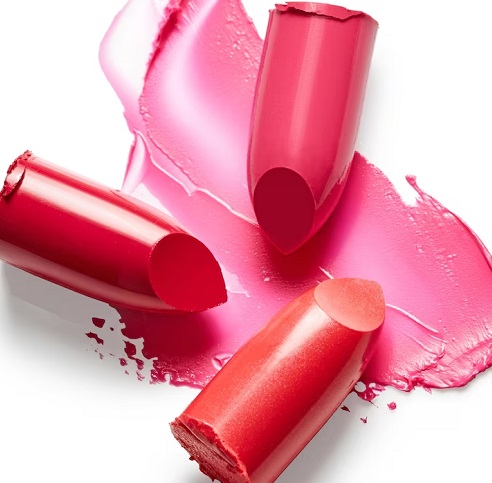 Lipstik merupakan jenis kosmetik yang rentan mengalami rusak dan patah. (Foto: Ilustrasi. Dok. Freepik.com)