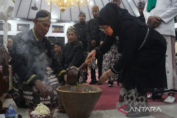 70 Pusaka di Kabupaten Batang Dilakukan Jamas Peringati 1 Sura