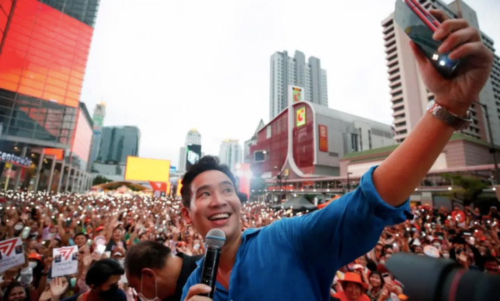 Pengadilan Thailand Tangguhkan Keanggotaan Pita Limjaroenrat di Parlemen