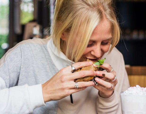 Mengenal Polifagia dan 5 Alasan Kamu Bisa Mengalaminya