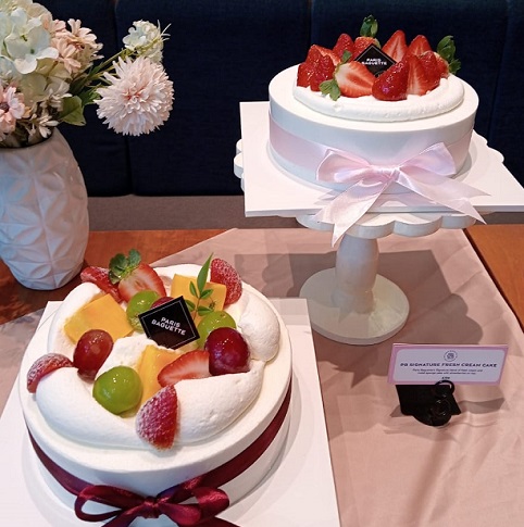 PB Signature Fresh Cream dan PB Fresh Yogurt Cake. (Foto: Dok. Yuni)