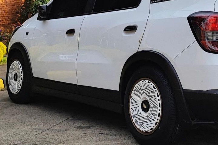 Mau Mobil Tampil Retro? Bisa Mulai dari Mainin Cover Pelek