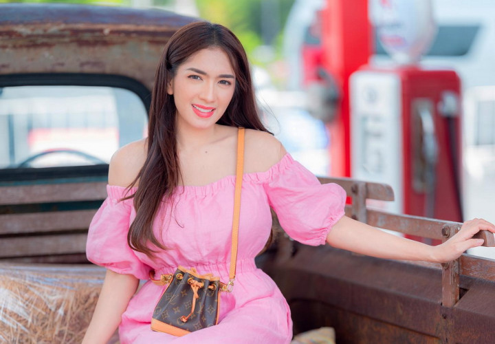 Angel Karamoy Tanggapi Isu Jadi Pemicu Perceraian Boris Bokir