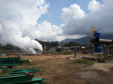 Panas Bumi Sumber Energi Efisien