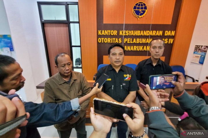 KSOP Situbondo Kecolongan KLM Putri Kuning Angkut Penumpang