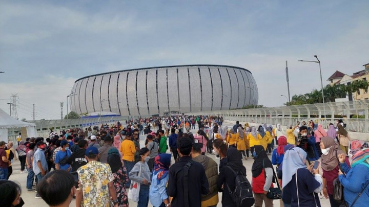 Heru Pastikan Renovasi JIS Rampung Pastikan Renovasi JIS Sebelum Piala Dunia