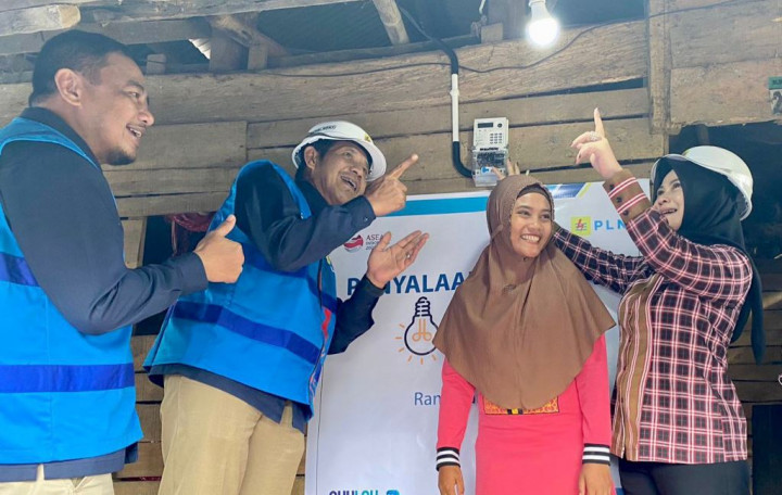 Lewat PMN, Kini 51 Desa Wilayah 3T di Sulselrabar Nikmati Listrik 24 Jam PLN