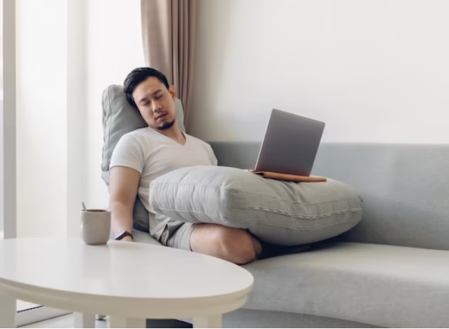 Kenali Afternoon Slump, Ciri-ciri dan Faktor yang Memengaruhi