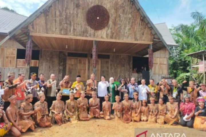Pemkab Balangan Diminta Jaga Budaya Dayak Deah